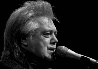 Country music singer-songwriter Marty Stuart is a fan favorite at Paramount Bristol, where he has performed several times.